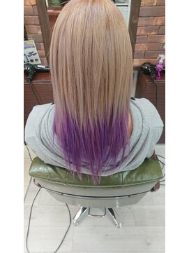 アッシュヘアー ミルクティー×パープルインナー