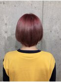 ピンクベージュ