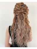 編み込みアレンジハーフアップ