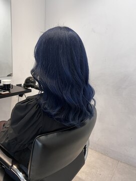アソビ 表参道(ASOBI) 暗髪　ブリーチあり　ネイビーブルー　ブルーグレージュ