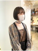 ボブ きりっぱなしボブ オリーブ 透明感カラー 担当渡辺聖
