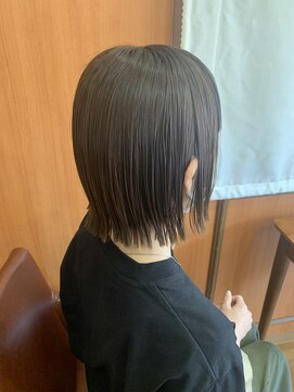 アメイジングヘアー 千歳店(AMAZING HAIR) ツヤツヤ外ハネボブ/切りっぱなし/ミントアッシュ/透明感/高発色