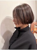 センターパート/前下がりミニボブ/ハイライトカラー/30代/代官山