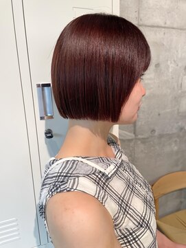 ミィ 浦和(mee) デザインカラー/レイヤーカット/ウェットヘア／オリーブベージュ