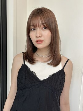 ローネス(LONESS) レイヤーカット ミディアムレイヤー　透明感カラー
