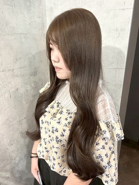 アフィナー(Afinar) 【横浜/横浜駅】韓国風ロング×艶髪グレージュカラー