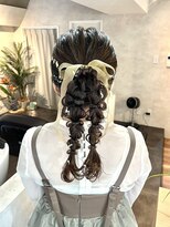 サンルーム(SUN room)&nbsp;ツインアレンジ/ポニーアレンジ/編み下ろし/ヘアセット/satsuki