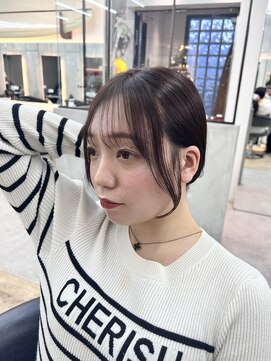 ロンドシエル 横浜(Lond ciel) チャコール/オリーブグレー/レイヤーカット小顔顔周り韓国横浜