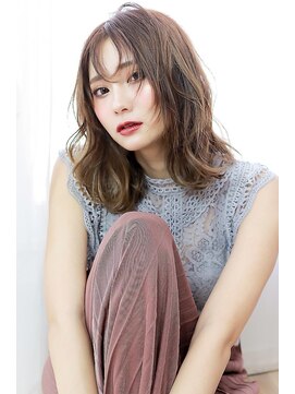  【La fith】 トレンド×ミディアムスタイル