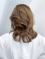 アイティーバイアルバム 松戸店(IT by ALBUM)&nbsp;ウルフカットくびれミディ顔周りレイヤー似合わせカットba574842