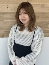 サローネウィズホワイト(salone with white)&nbsp;服部 愛