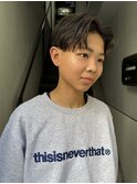 センターパートメンズカット韓国風ニュアンスパーマ