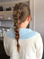 セプト 天神大名(SEPT.)&nbsp;ポニーテール 編み下ろし ヘアアレンジ アップスタイル お呼ばれ