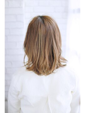 トランクイル サフリック(TRAN9UIL safric) 20代・30代・40代 ひとくせ・ミッックスカール