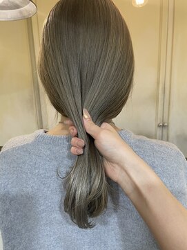 ロロ(ro-ro) 【恵比寿ro-ro】ハイトーン×オリーブベージュ