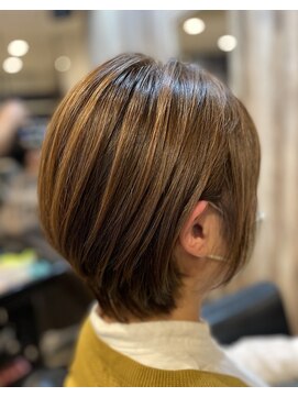 アトム(ATOM) ★前あがりショートボブ★