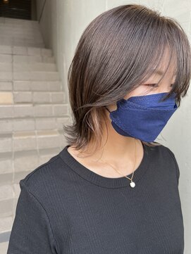 ミラク 町田(MIRAC) イヤリングカラー/ベージュカラー/ボブ