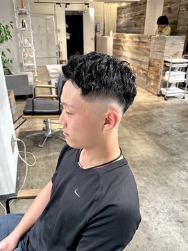 ザ オーダー(THE ORDER) スキンフェードカットメンズフェードヘアビジネスヘア刈り上げ