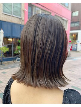 エミュ 天文館店(eMu) 透明感オリーブグレージュカラー ☆