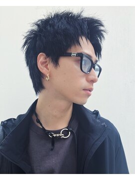 ミドル(MIDDLE) スパイキーショート/メンズカット/府中/夜間