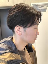 ブルニール 心斎橋(BLEUNIR)&nbsp;フェザーパーマ　センターパート　刈り上げ　ツーブロック