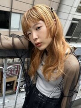 ヌークバイラヴェスト 四日市(neuk by lovest) 顔周りパツッとレイヤーxオレンジベージュ