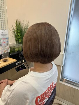 カール 鶴川店(K：R) ボブ美髪くびれワンカールシルキーベージュ