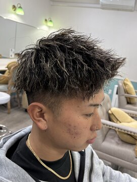 アンティークベル 南柏(ANTIQUE BELLE) ”ツイストパーマ“アップバング