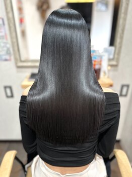 スカイ(SKY)の写真/ー広がる髪もストンとまとまる艶髪にー極上の手触りをぜひご体験下さい*一人ひとりの悩みに寄り添いご提案!