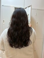 タエビスアリッサム(Taebis Alyssum)&nbsp;華やかパーマ×オリーブグレージュ