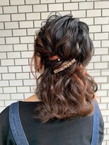 フェリーチェ(Felice)&nbsp;結婚式ハーフアップ　二次会　ルーズアレンジ　パーティー