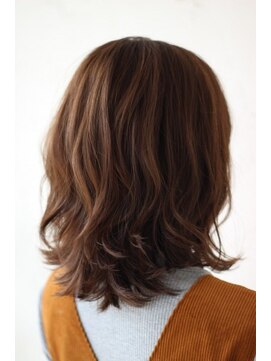 アルピナ 菅谷店(alpina) エアリーな外ハネ