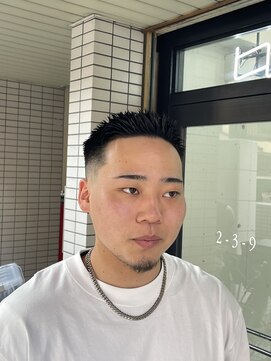 ウェルネス(Wellness) スキンフェードツイストスパイラルセンターパートサイドパート9