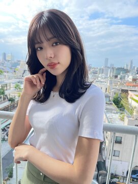 アイヴィ 表参道(IVY) 流れる顔周りくびれヘア【肥田亜沙美】