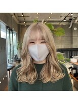 マジコ 下北沢本店(Magico) ミルクティーベージュ