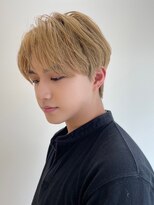 ツーダブルバイフィフス 西梅田店(WW.. by fifth)&nbsp;センターパートメンズマッシュパーマニュアンスパーマ刈り上げ