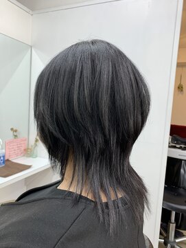 ヘアーアンドスパ ベアーズ 2 ロングウルフレイヤー