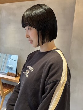 レジーロ (Regilo) ミニボブ/ぱっつん前髪