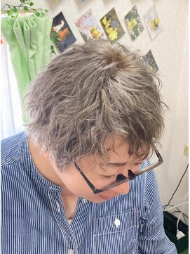 黄ぐまくん美容室 ランダムツイストパーマ　ダブルカラー