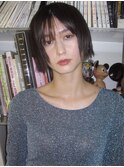 毛先軽めボブ