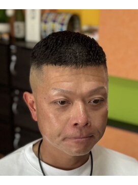 ピシャッとニ代目銀二郎 濡れパンクロップスタイル