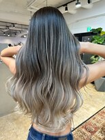メリー オオサカ(Merly Osaka) ash beige balayage