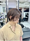 大人丸みショート　グレージュカラー　シアカラー