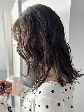 カシェル トウキョウ(Cashel Tokyo) オリーブベージュ　ブラウン　透明感カラー　ブリーチなし