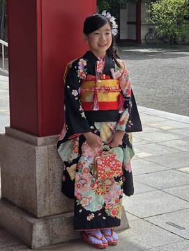 ヘアーメイクサロン ソエル(Sowelu) 七五三　サイドリボンアレンジヘア