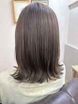 インビテーション(invitation) 柔らかアッシュベージュ