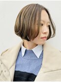ウォームベージュレイヤーショートボブ〔表参道/青山 drop〕