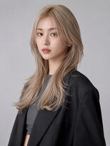 トリニティ(trinity) ブリーチ ダブルカラー 髪質改善 ベージュ レイヤーカット