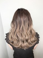 オーティティ(O-TETE)&nbsp;O-tete ダークグレージュミルクティーグレージュグラデーション