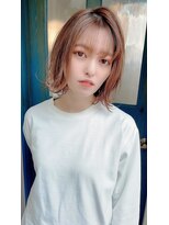 【重山】ホワイトグレージュコンマヘアネビージュボブウルフ